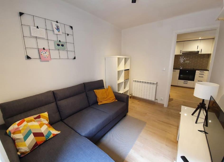 Ferienwohnung Acogedor Piso En El Centro De Sabiñánigo Exterior foto